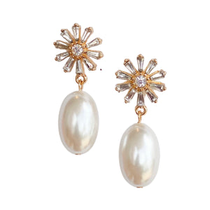 Serena Pearl Earrings | Gold