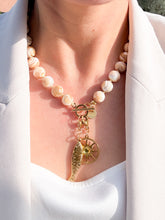 Charger l'image dans la galerie, Mother of Pearl Knotted Gemstone Necklace