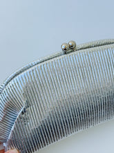 Load image into Gallery viewer, Pochette Pleated Metallic Clutch Handbag | Silver