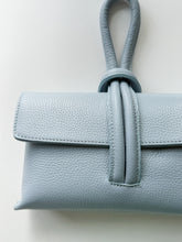 Charger l'image dans la galerie, Wristlet Leather Handbag | Light Blue