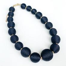 Cargar imagen en el visor de la galería, Genevieve Raffia Necklace | Black