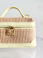 Cargar imagen en el visor de la galería, Vittoria Raffia Leather Handbag | Butter Yellow