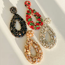 Cargar imagen en el visor de la galería, Juliet Drop Earrings | Black
