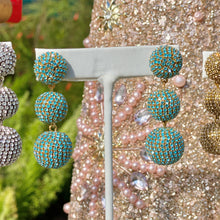 Charger l'image dans la galerie, The Pave Lantern Earrings exude classic and timeless design and elegance. Made in the shape of a triple drop lanterns and hand wrapped with dazzling mini blue stones by talented artisans.