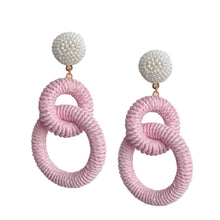 Cargar imagen en el visor de la galería, Nantucket Raffia Earrings | Pink & White