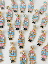 Charger l'image dans la galerie, Boucles d’oreilles Casse-Noisette des Fêtes