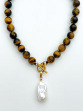 Load image into Gallery viewer, Baroque Pearl Removable Charm Pendant

