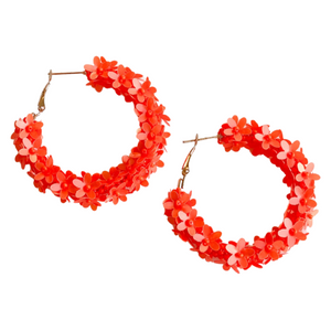Boucles d’oreilles créoles à paillettes de fleurs | Orange