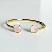 Cargar imagen en el visor de la galería, Arianna Semiprecious Stones Bangle Bracelet | Rose Quartz
