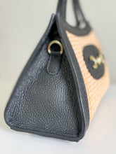 Cargar imagen en el visor de la galería, Donatella Raffia &amp; Leather with Horsebit Detail Handbag | Black
