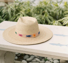 Load image into Gallery viewer, Pesca Straw Palm Hat | Medium Size
