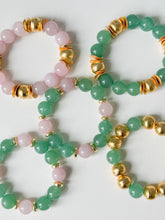 Cargar imagen en el visor de la galería, Pink Jade Gold Bracelet
