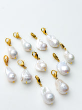 Load image into Gallery viewer, Baroque Pearl Removable Charm Pendant
