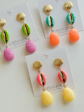 Cargar imagen en el visor de la galería, Summer Seaside Colors Earrings
