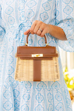 Cargar imagen en el visor de la galería, Petite Sorrento Wicker Handbag | Brown
