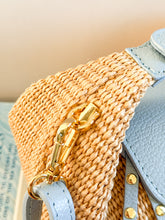 Cargar imagen en el visor de la galería, Sicily Raffia Handbag | Carolina Blue
