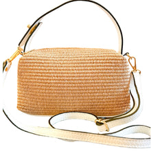 Cargar imagen en el visor de la galería, Verona Raffia Handbag | White
