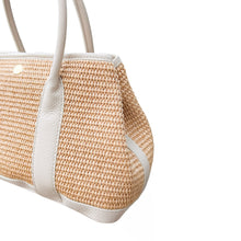 Cargar imagen en el visor de la galería, Amèlia Raffia and Leather Handbag | Ivory
