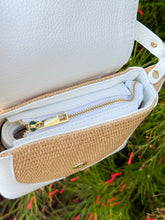 Load image into Gallery viewer, Josephine Raffia Shoulder Handbag | White
