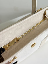 Load image into Gallery viewer, Amanda Canvas Handbag | Beige

