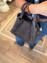 Charger l'image dans la galerie, Elena Croc-Embossed Suede Handbag Bag | Espresso
