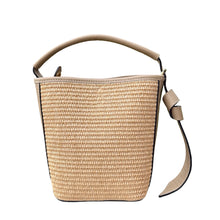 Cargar imagen en el visor de la galería, Julia Raffia and Leather Handbag | Beige
