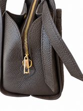 Charger l'image dans la galerie, Elena Croc-Embossed Suede Handbag Bag | Espresso
