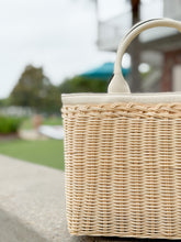 Load image into Gallery viewer, Charleston Rattan Handbag | Ivory
