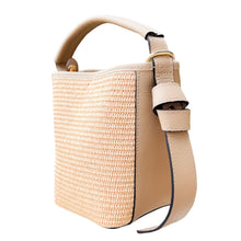 Cargar imagen en el visor de la galería, Julia Raffia and Leather Handbag | Beige
