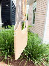 Load image into Gallery viewer, Vanessa Soft Raffia Tote Handbag | White
