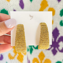 Charger l'image dans la galerie, Gold Metallic Hoop Earrings

