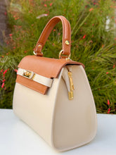 Load image into Gallery viewer, Giuliana Leather Handbag | Champagne &amp; Cognac
