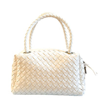 Charger l'image dans la galerie, Alessandra Boston Handbag Style | Ivory
