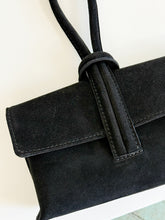 Cargar imagen en el visor de la galería, Wristlet Leather Handbag | Black Suede
