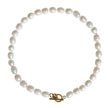 Cargar imagen en el visor de la galería, Fresh Water Pearls  Knotted Necklace
