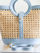 Cargar imagen en el visor de la galería, La Rochelle Cane Rattan Handbag | Light Blue
