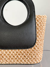 Charger l'image dans la galerie, Arianna Raffia and Leather Handbag | Black
