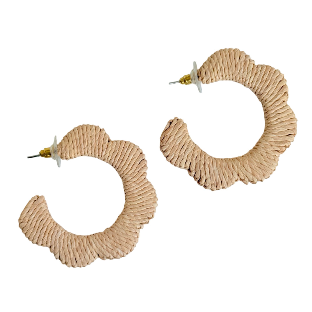 Scalloped Raffia Hoop Earrings | Natural