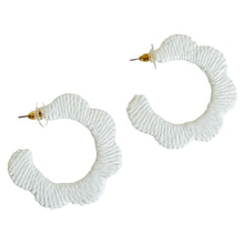 Load image into Gallery viewer, Scalloped Raffia Hoop Earrings | White
