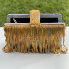 Charger l&#39;image dans la galerie, Gray &amp; Gold Chunky Clutch
