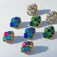 Cargar imagen en el visor de la galería, Eva Crystal Cluster Earrings | Emerald

