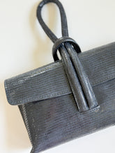 Cargar imagen en el visor de la galería, Wristlet Leather Handbag | Navy Snakeskin
