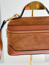 Load image into Gallery viewer, Perugia Suede and Leather Handbag | Camel
