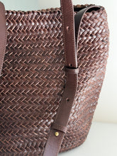 Load image into Gallery viewer, Palermo Shoulder Leather Handbag | Chocolate
