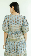 Load image into Gallery viewer, OAKLEIGH DRESS | GOLDEN HOUR
