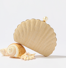 Charger l'image dans la galerie, Seashell Summer Clutch Handbag | Natural
