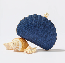 Charger l'image dans la galerie, Seashell Summer Clutch Handbag | Navy
