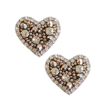 Cargar imagen en el visor de la galería, Sweetheart Stud Earrings | Silver
